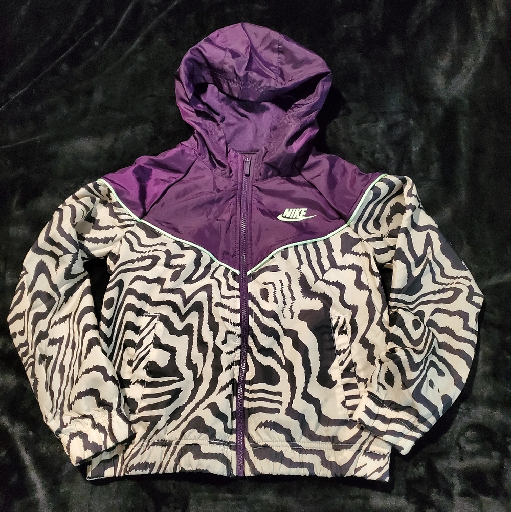 Youth Nike Jacket, size Large